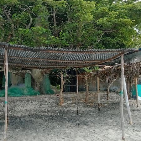 Taca Tucan Hostel Плая Бланка Екстериор снимка
