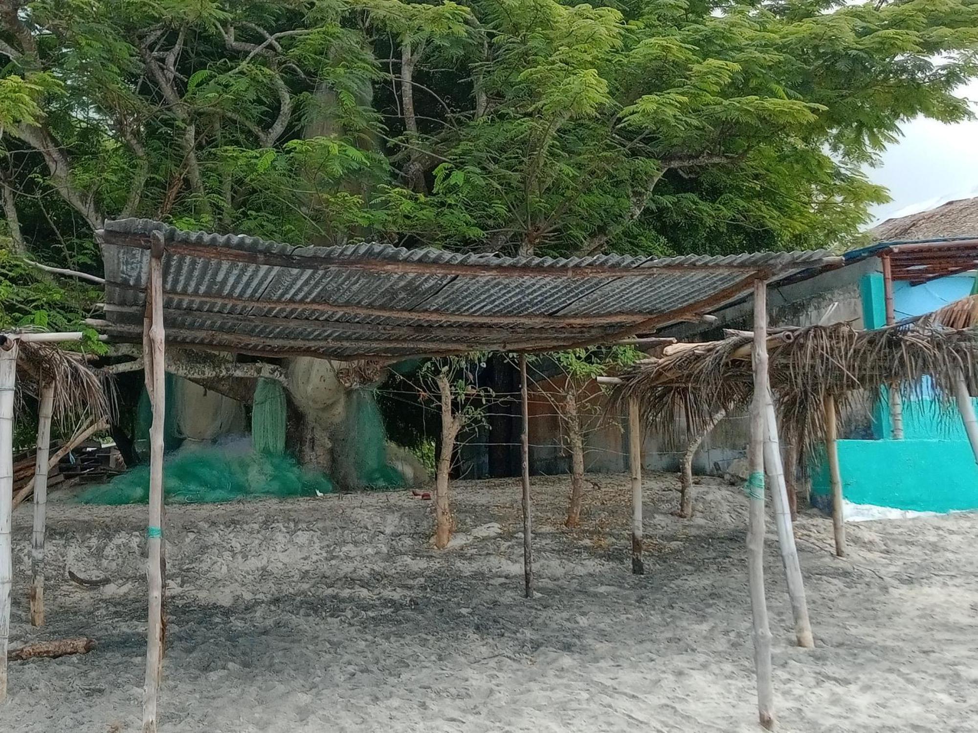 Taca Tucan Hostel Плая Бланка Екстериор снимка